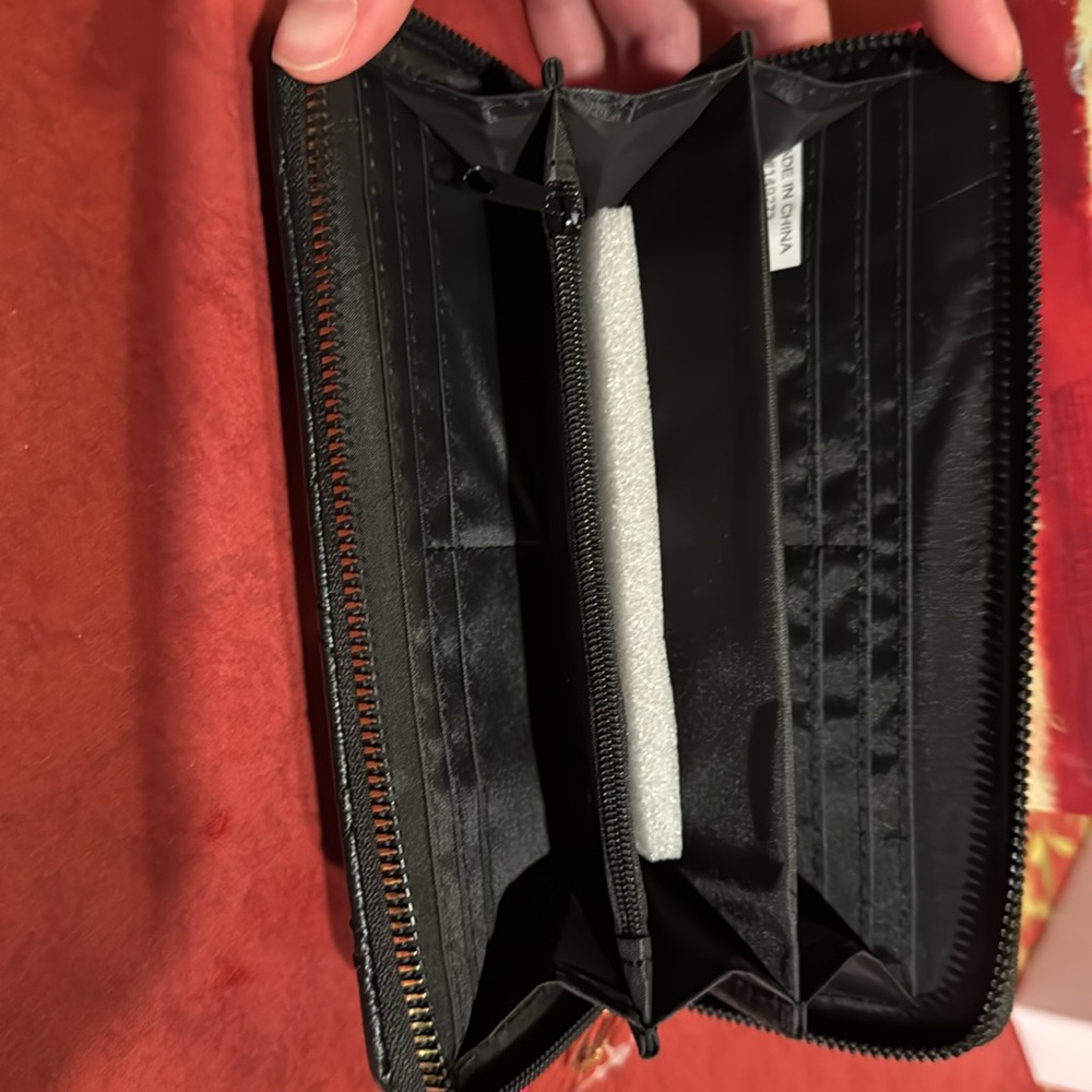 Rampage Wallet - Picture 3 of 3